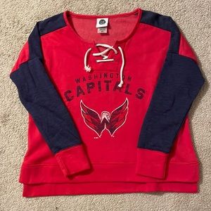 Washington Capitals Sweatshirt w Fleece Inside. Smoke Free Home. Size M.